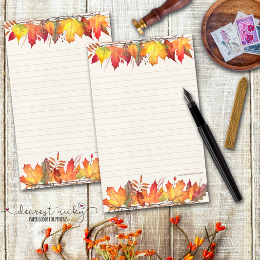 Papier à lettres feuilles et branches d'automne